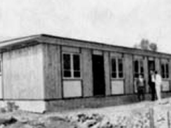 1975